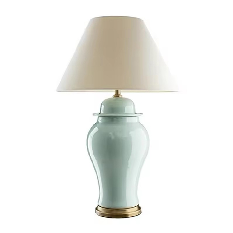 Americká minimalistická a luxusná keramická nočná lampa