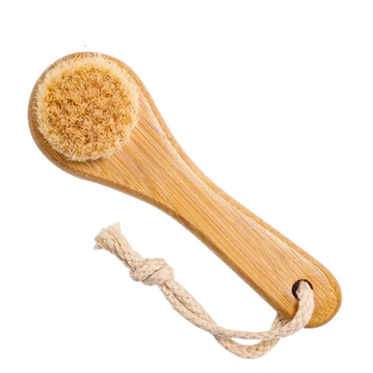 Klasická kefka na čistenie tváre bambusu