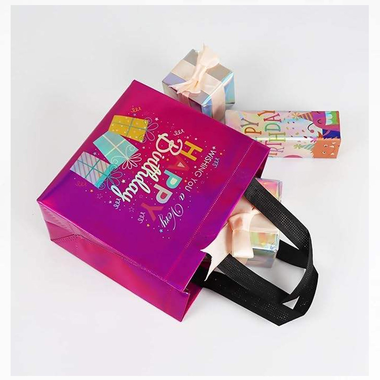 Viacveľkostné farebne zladené netkané narodeninové tašky