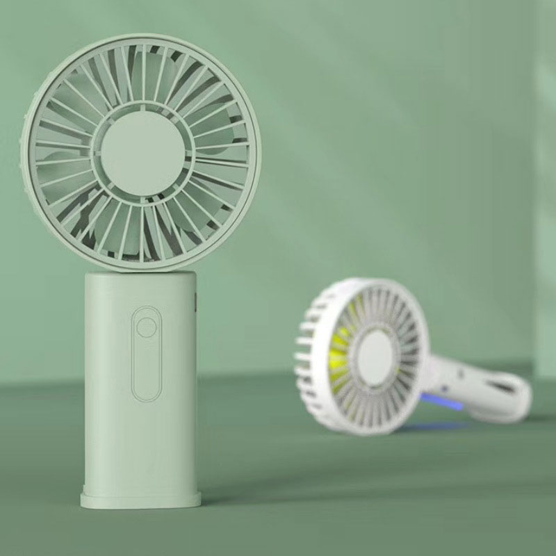 Vertikálny mini ventilátor s držiakom telefónu a klipom