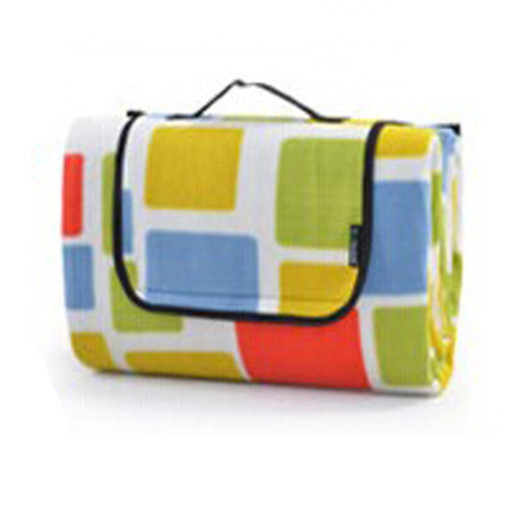 Vodotesná veľká kempingová podložka na piknikovú rukoväť